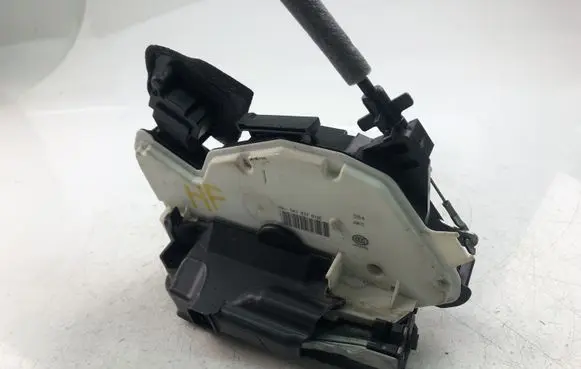 Seat Leon (5F) Rear door lock 5K1837016E