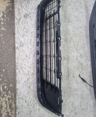 Peugeot 308 Front bumper lower grill AA36136869