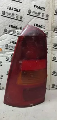 Ford Focus Rear/tail lights XS4X13N004EC