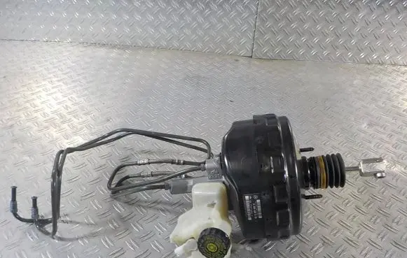 Mercedes-Benz E C207 W207 Brake booster A2044301130 03774763014 011590301536