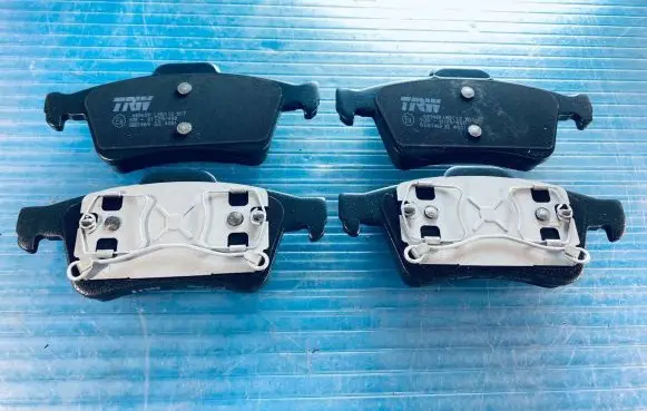 Renault Laguna II Brake pads (rear) GDB1469 440602154R 7701207996