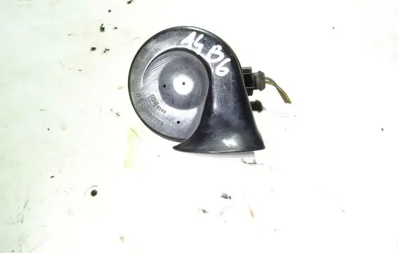Audi A4 S4 B6 8E 8H Horn signal 8E0951221