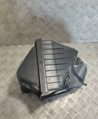 Dodge Nitro Air filter box 04880267AB 74140