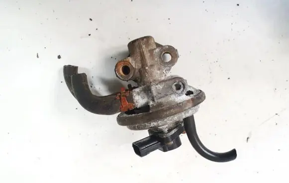 Mitsubishi Galant EGR valve