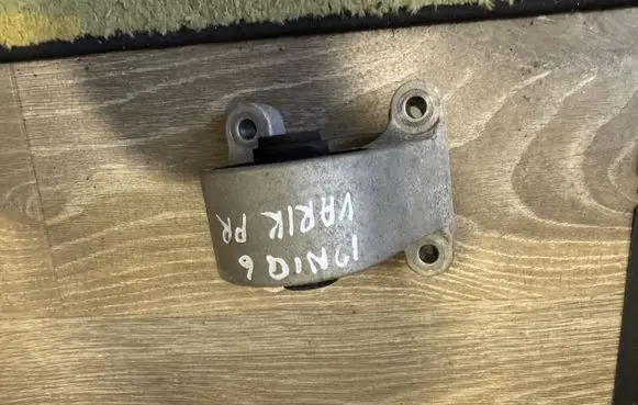 Hyundai IONIQ 6 Engine mount bracket 218C0GL000