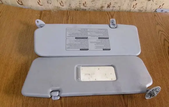 Suzuki Wagon R+ Sun visor