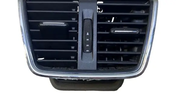 Skoda Octavia Mk3 (5E) Rear air vent grill 5E0819203A SX37X KW222013