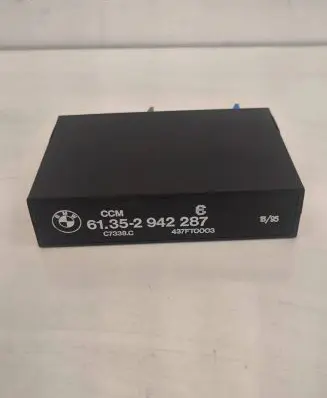 BMW 5 E34 Other control units/modules 61352942287