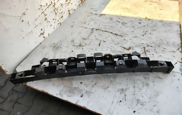 Renault Trafic III (X82) Front bumper support beam 620905080R