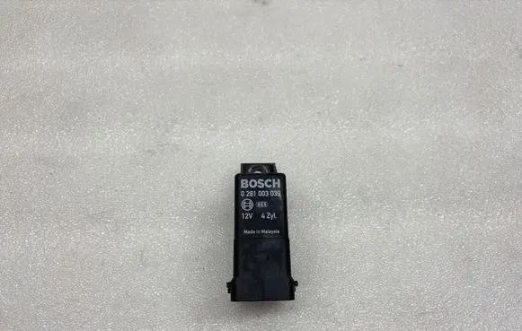 Fiat Ducato Glow plug pre-heat relay 0281003039