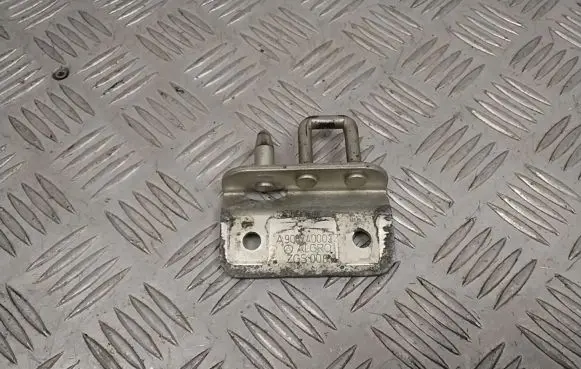 Mercedes-Benz Sprinter W906 Rear door lock loop/hook striker A9067400032