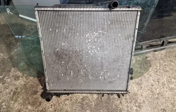 BMW X5 E53 Coolant radiator 2248724