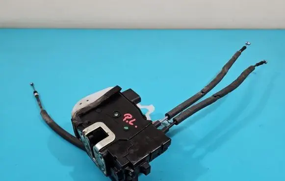 Hyundai ix35 Front door lock IMPRK1422495