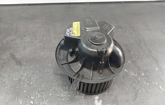 Volkswagen Golf V Heater fan/blower 1K1820015 F983228M