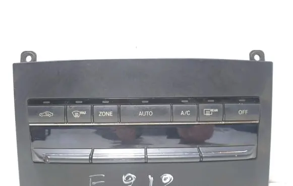 Mercedes-Benz E W212 Air conditioner control unit module A2129007404