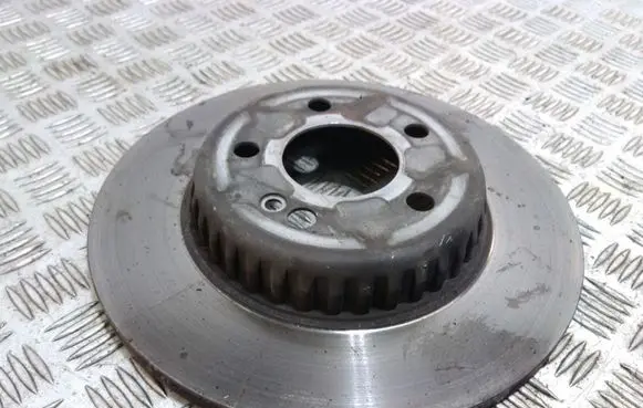 Mercedes-Benz C W205 Rear brake disc A0004230512