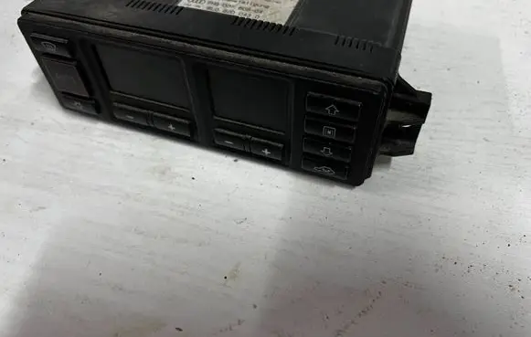 Audi A3 S3 8L Climate control unit 8L0820043D 5HB00760804