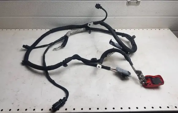 Citroen C5 Aircross Positive cable (battery) 9820939380