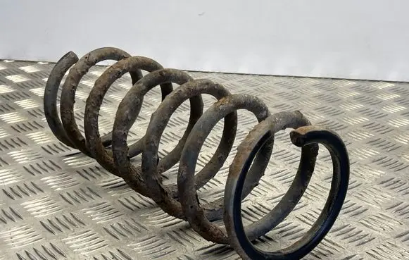 Volvo XC60 Rear coil spring 31280484