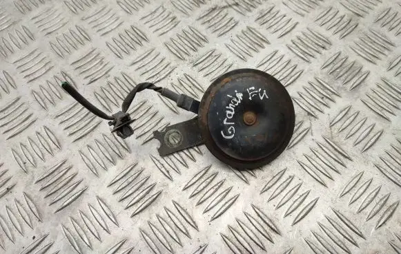 Mitsubishi Grandis Horn signal
