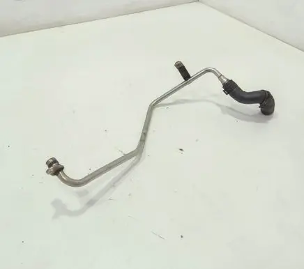 Volkswagen Touran I Coolant pipe/hose 