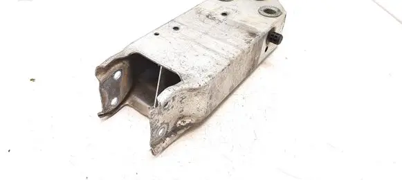 BMW 5 F10 F11 Front bumper shock/impact absorber 
