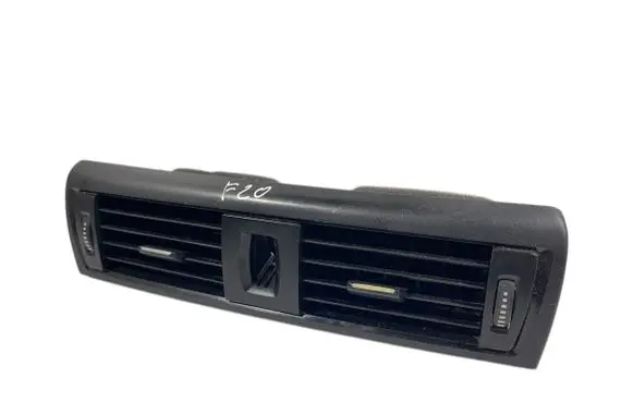 BMW 1 F20 F21 Dash center air vent grill 9205357 507891