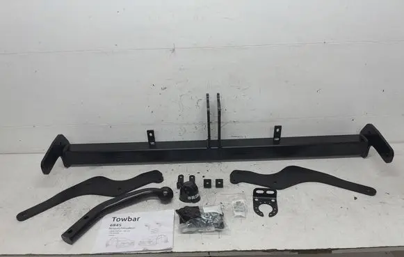 Renault Captur II Tow bar set 684500 BRINK