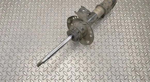 Mercedes-Benz A W176 Front shock absorber/damper A1173200538