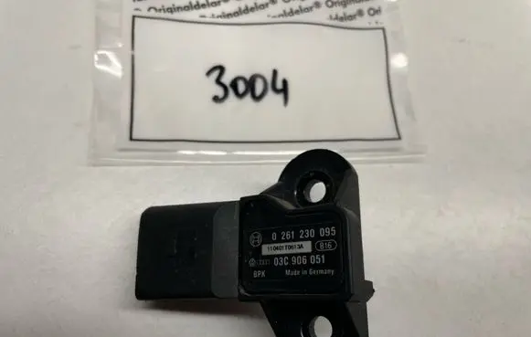 Audi A5 Air pressure sensor 0261230095 03C906051