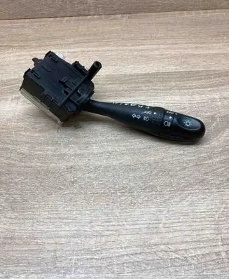 Toyota Corolla E120 E130 Indicator stalk 1736482