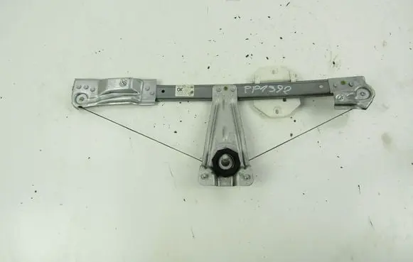 Dacia Logan Pick-Up Front door manual window regulator 