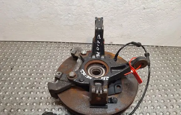 Renault Clio IV Front wheel hub spindle knuckle S25056062 400145894R