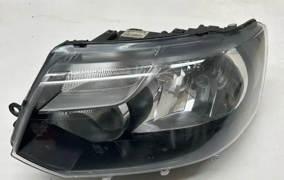 Volkswagen Transporter - Caravelle T5 Headlight/headlamp 7E1941015D 030125430100