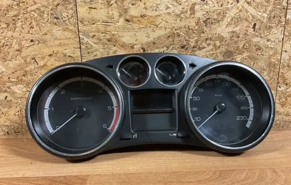 Peugeot 308 Speedometer (instrument cluster) 9674936280 503001550322