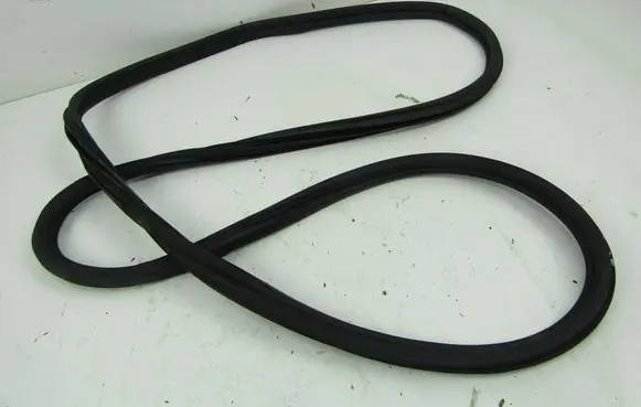 Opel Corsa D Front door rubber seal 