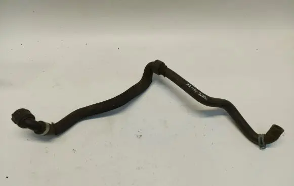 Audi A8 S8 D4 4H Engine coolant pipe/hose