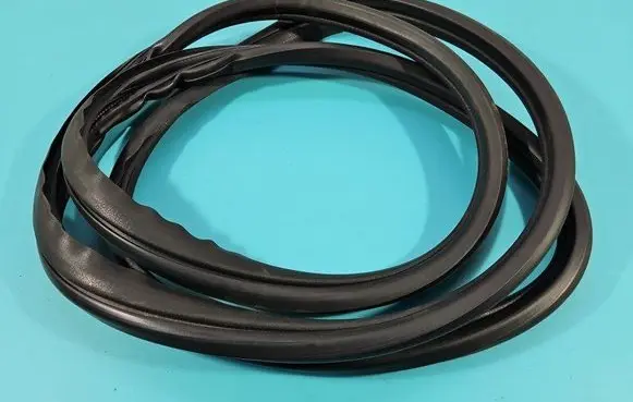 Rubber seal rear door