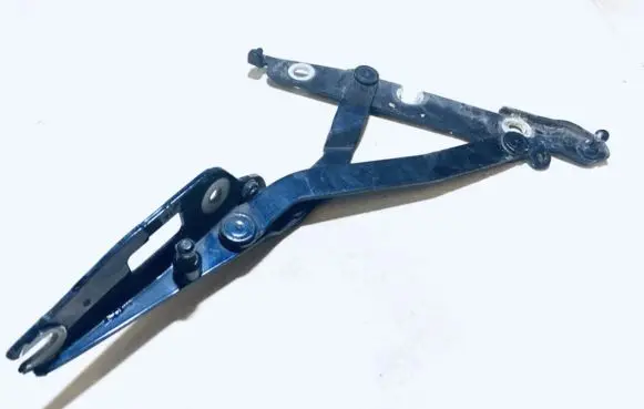 Audi A4 S4 B6 8E 8H Tailgate/trunk/boot hinge 8E5827301