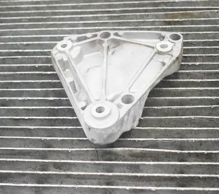 Other engine bay part