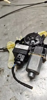 Audi A4 S4 B9 Curtain motor 8W9863560 180570584 9929003831