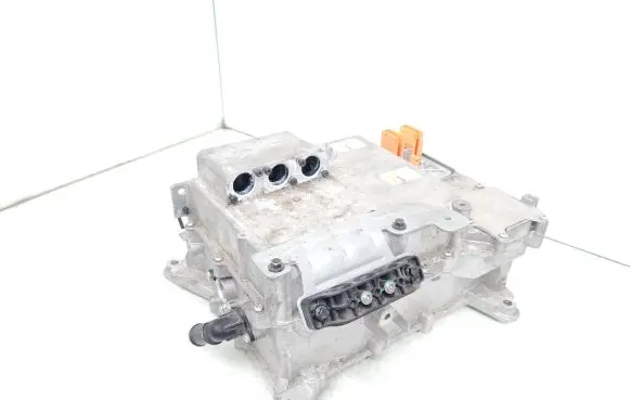 Polestar 2 Voltage converter inverter 32335618