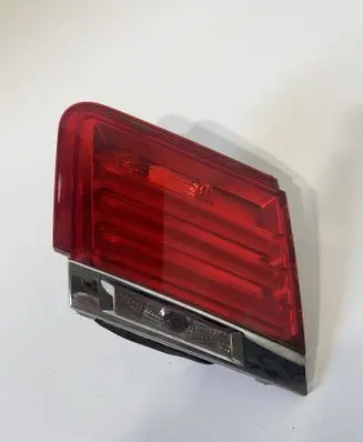 BMW 7 F01 F02 F03 F04 Tailgate rear/tail lights 7182205 EKD85Y