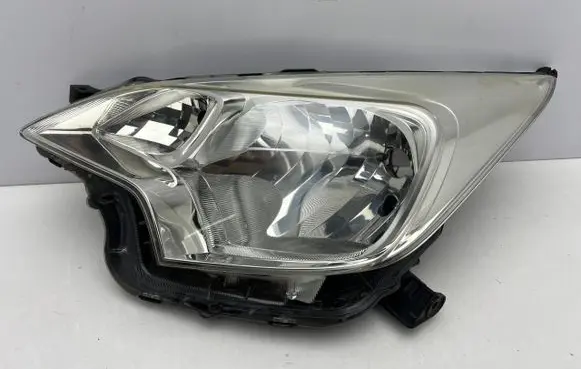 Toyota Verso-S Headlight/headlamp 52-210