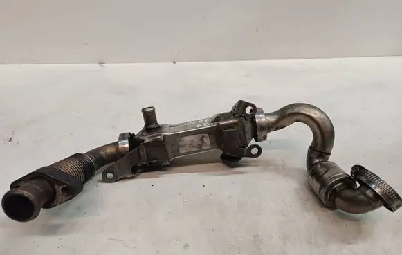 BMW 5 E39 EGR valve cooler 9610