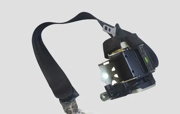 Volvo S60 Rear seatbelt P039818856 39818856 34147923