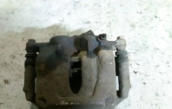 Renault Trafic II (X83) Front brake caliper