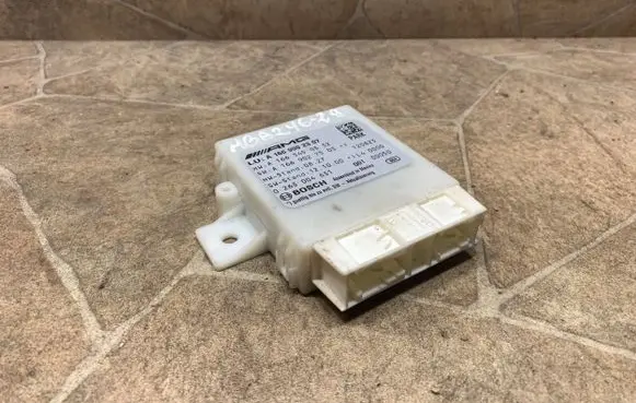 Mercedes-Benz GLE (W166 - C292) Parking PDC control unit/module A1669002307