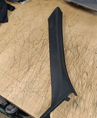 BMW 5 F10 F11 (A) pillar trim 9116348