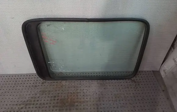 Fiat Ducato Rear side window
